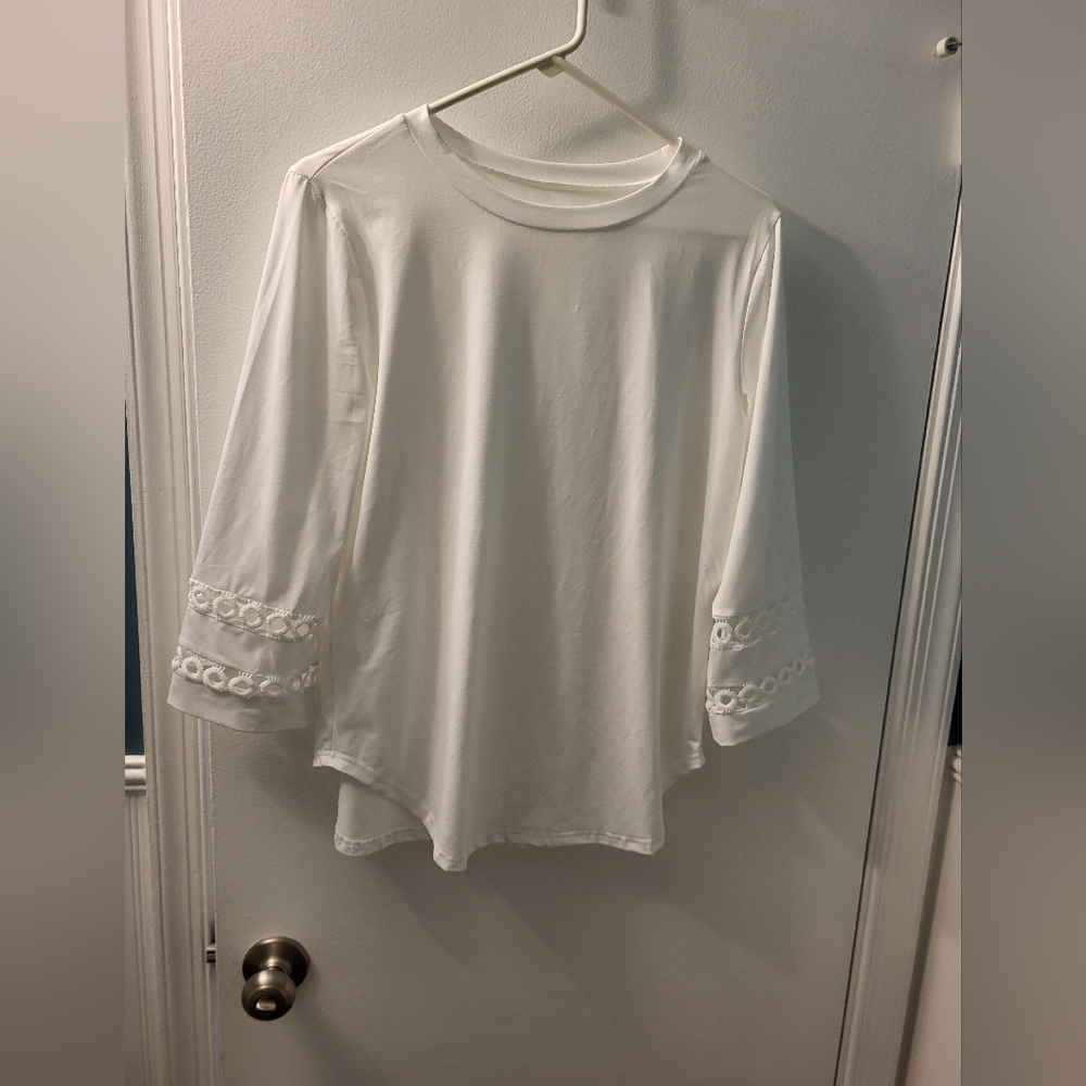 Elegant White Women's Top Size Medium Polyester/ Elastane 3/4 Sleeves
